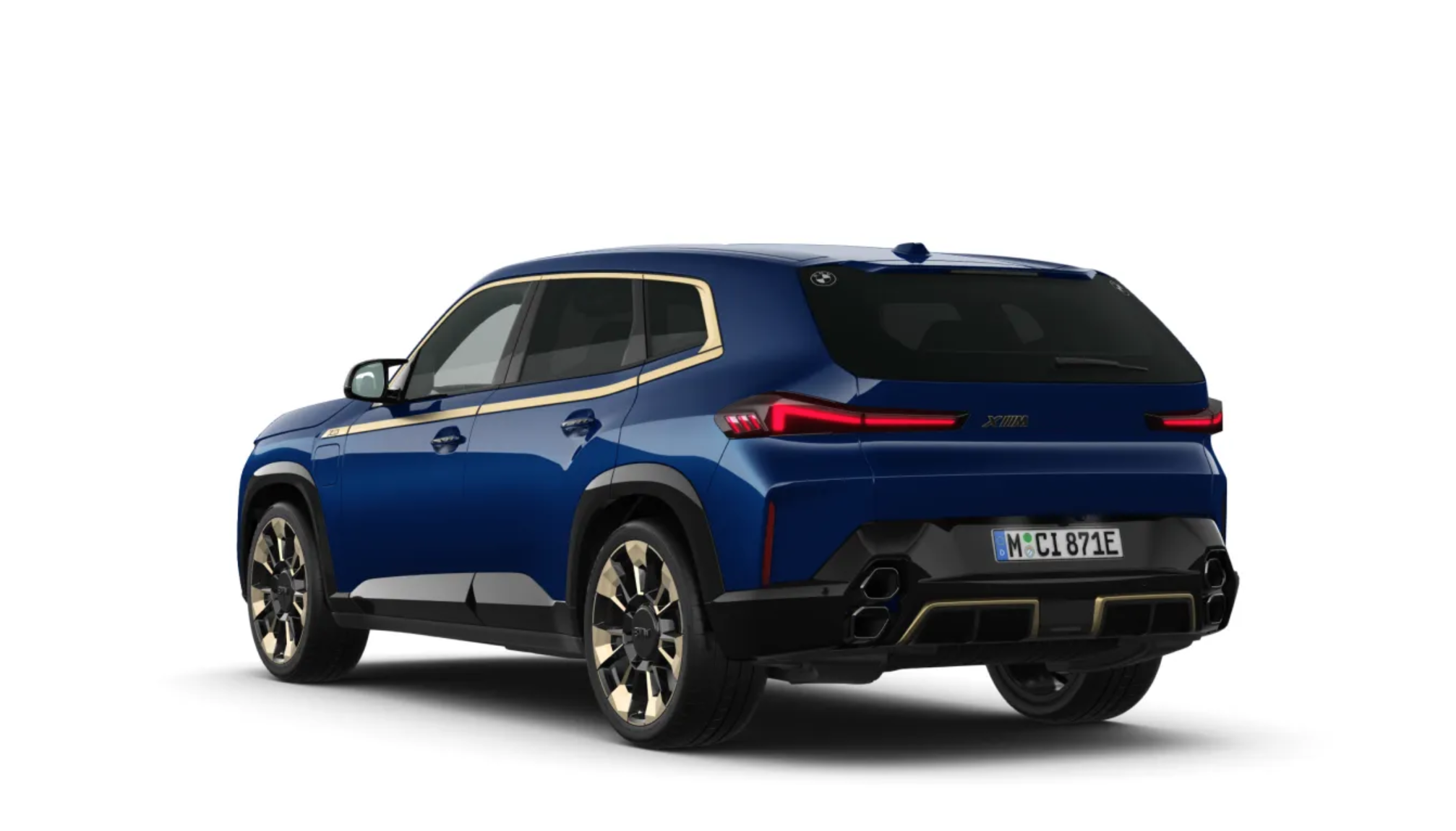 BMW XM | nové super sportovní hybridní SUV | novinka 2023 | V8 twin turbo + elektromotor | nadčasový design | luxusní interiér | super sportovní jízdní vlastnosti | objednávky prvních aut online | AUTOiBUY.com